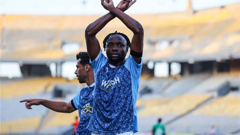 ماييلي يضرب الزمالك مبكرًا بالهدف الأول لبيراميدز