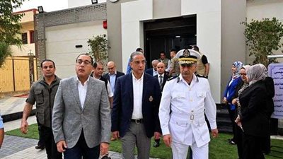 رئيس الوزراء يتفقد سير العمل بالمشروعات الخدمية والتنموية بالفيوم