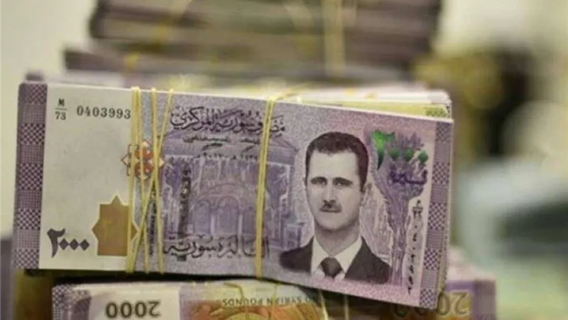 استقرار أسعار العملات العربية والأجنبية اليوم الخميس.. الدولار يسجل 30 جنيهًا