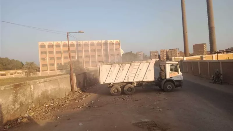 رفع 230 طن مخلفات خلال حملة نظافة موسعة بأسيوط