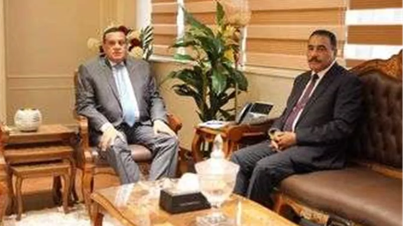 وزير التنمية يتابع الموقف التنفيذي لعدد من الملفات التنموية