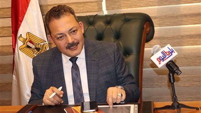 مقرر لجنة الاستثمار بالحوار الوطني يثني على مبادرة «الوزراء» لصرف الدولار للتجار من البنك المركزي