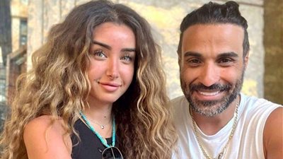 هنا الزاهد تعلن رسمياً انفصالها عن أحمد فهمي بعد 4 سنوات من الزواج