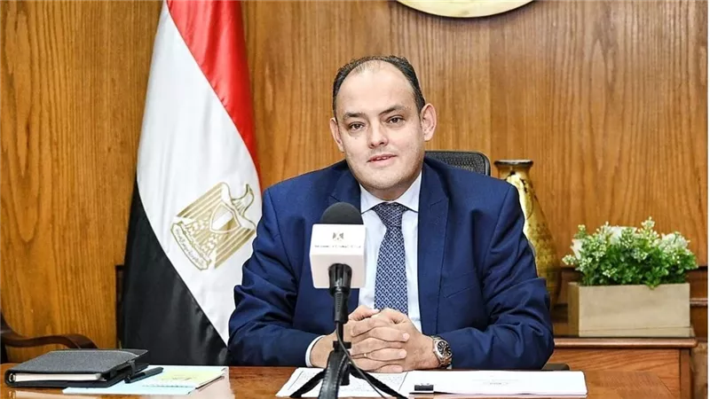وزير الصناعة يُجري مباحثات مع نظرائه من كينيا وساحل العاج ورواندا بختام معرض التجارة البينية