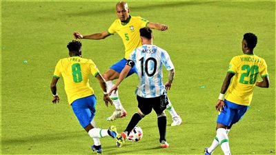 ميسي يهاجم الشرطة البرازيلية بعد قمة السامبا والأرجنتين لهذا السبب