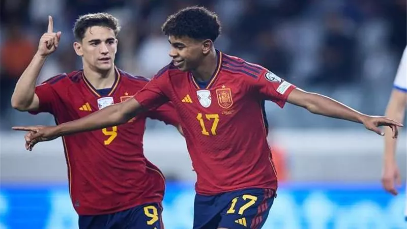 تعرف على القنوات الناقلة والتشكيل المتوقع لمباراة إسبانيا وجورجيا في تصفيات أمم أوروبا