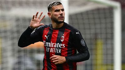 ميلان يعبر فورنتينا بصعوبة في مباراة اليوم بالجولة الثالثة عشر من الدوري الإيطالي