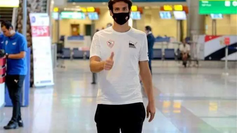 عاجل.. محمود علاء يشارك في مران الزمالك قبل مواجهة أبو سليم الليبي