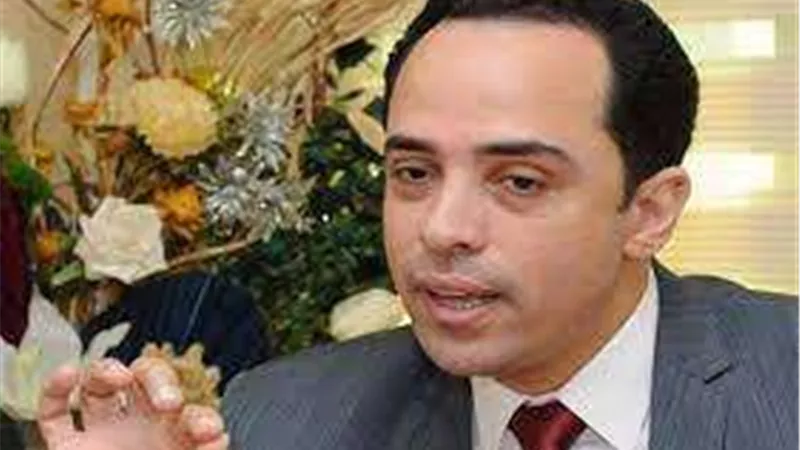 معاون رئيس الوزراء الأسبق: الرئيس السيسي يعتبر الشعب المصري دائما بطل روايته