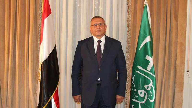 الدكتور عبد السند