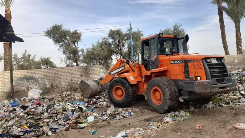 استمرار وتكثيف حملات النظافة وتمهيد الطرق ورفع 540 طن مخلفات بأسيوط