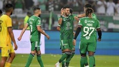 الشوط الأول.. أهلي جدة يضرب أبها بخماسية في دوري 