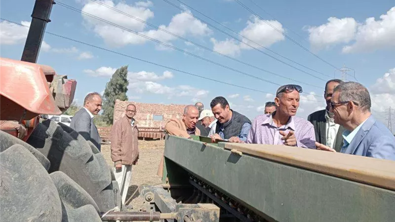 الزراعة تنظم يومًا حقليًا لزراعة القمح بالأساليب الحديثة في القليوبية