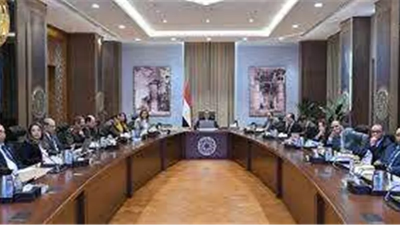 رئيس الوزراء يُتابع مستجدات الموقف التنفيذي لمشروع 