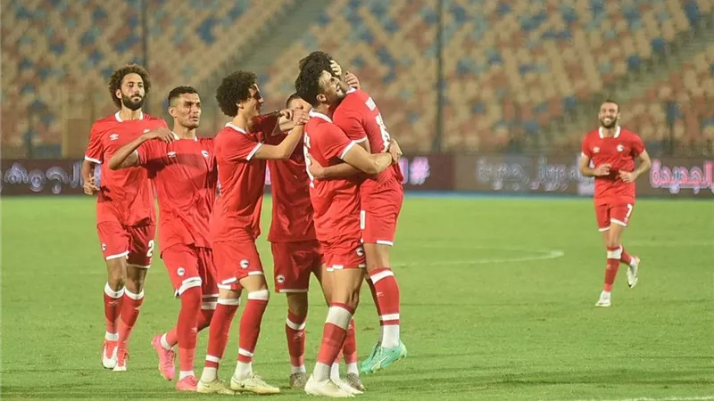 كاف يعلن طاقم تحكيم مباراة مودرن فيوتشر والهلال الليبي في الكونفدرالية
