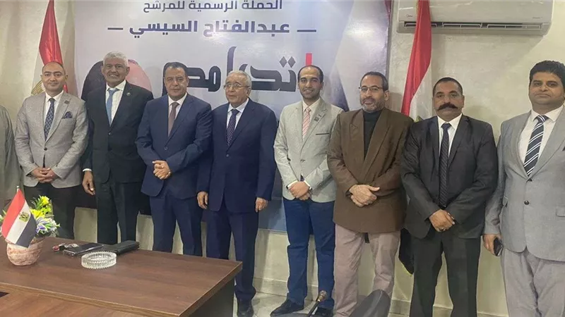الحملة الرسمية للمرشح عبد الفتاح السيسي تلتقي وفدا من نقابة العاملين بجامعة اسيوط