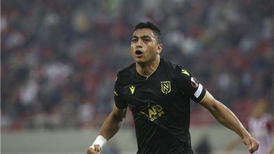 الآناكوندا مصطفى محمد على رأس تشكيل نانت لمواجهة نيس في الدوري