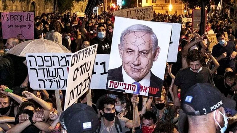 عاجل| عشرات الآلاف من الإسرائيليين يتظاهرون بتل أبيب احتجاجا على إلغاء وقف إطلاق النار