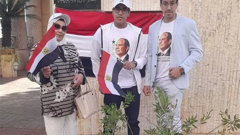 توافد الجالية المصرية في لبنان للتصويت بالانتخابات الرئاسية