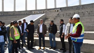 وزير الإسكان يشدد على ضرورة المتابعة الدورية لمشروعات المرافق بالمدينة