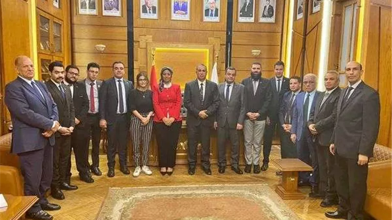 التنسيقية تلتقي سري الدين و