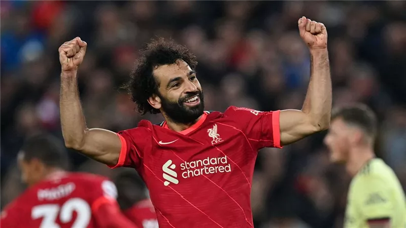 الملك يقود.. صلاح على رأس التشكيل الرسمي لليفربول أمام شيفيلد يونايتد