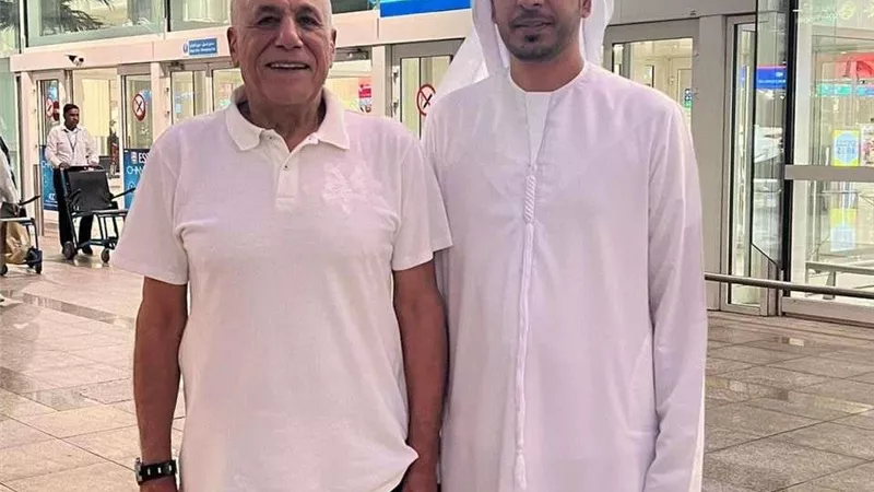 حسين لبيب يصل الإمارات لمساندة الزمالك أمام الأهلي في السوبر المصري لليد