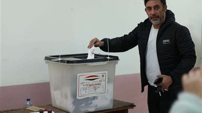 الانتخابات الرئاسية 2024.. عمر مصطفى يدلي بصوته في اليوم الثاني