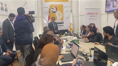 في اليوم الثاني.. المرشح الرئاسي فريد زهران يتابع سير التصويت من غرفة العمليات