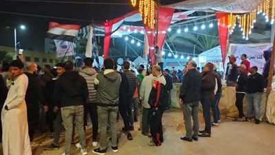 محافظ دمياط تشيد بدور المرأة الفعال في الانتخابات الرئاسية