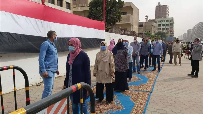 انتخابات الرئاسة 2024.. سيدات القليوبية تتوافدن على اللجان للإدلاء بأصواتهن
