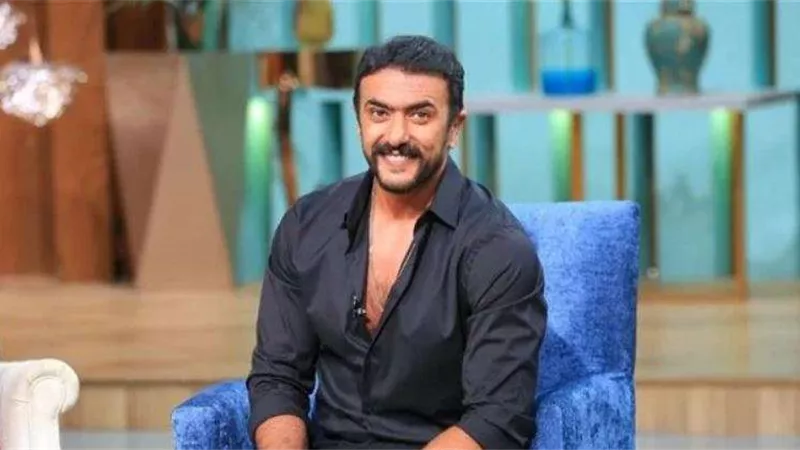 أحمد العوضي يشارك بصوته في الانتخابات الرئاسية 2024