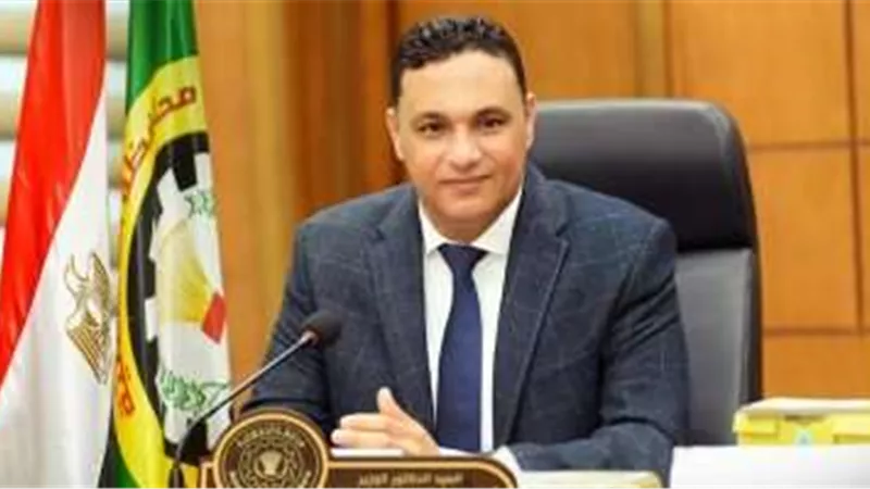 محافظ الدقهلية: المشاركة في الانتخابات بمثابة رسالة للعالم برغبة المصريين في استقرار الوطن وحفاظا على مقدراته