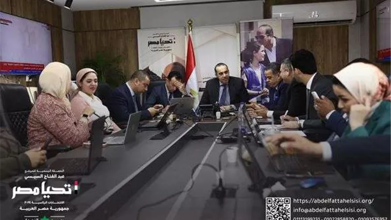 حملة المرشح السيسي تدعو المواطنين إلى استمرار التوافد يومي الإثنين والثلاثاء