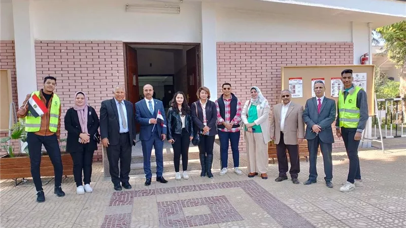 أمانة الثقافة والفنون بمستقبل وطن بأسيوط تحشد أعضاء هيئة التدريس المغتربين للإدلاء بأصواتهم