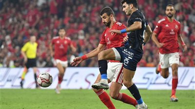 خاص| خلال ساعات.. تأجيل مباراة القمة بين الأهلي والزمالك لأجل غير مُسمى