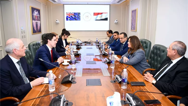 وزيرة الهجرة تستقبل نائب وزير الخارجية الأسترالي للهجرة لبحث التعاون في عدد من الملفات المشتركة