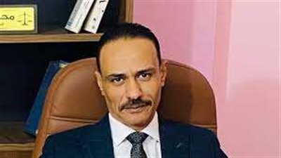 هل يجوز للشخص أن يكتب طفل مجهول النسب بأسمه.. قانوني يوضح
