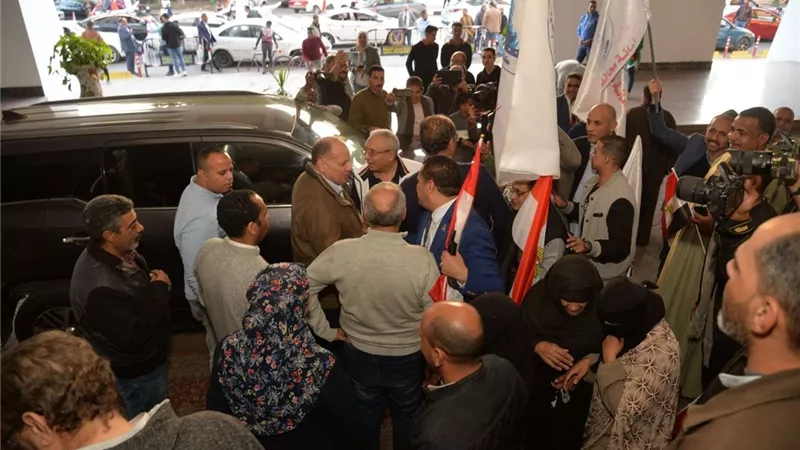 محافظ أسيوط يهنىء الرئيس السيسى لفوزه بفترة رئاسية جديدة