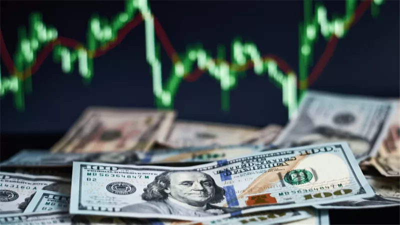 محلل اقتصادي: ارتفاع تكاليف الاقتراض العالمي تسبب في إفلاس كبرى الشركات الاقتصادية |فيديو