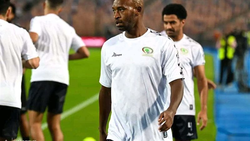 الزمالك بتيشيرت فلسطين