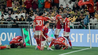 كأس العالم للأندية..الأهلي يتقدم بهدفين دون رد على أوروا الياباني