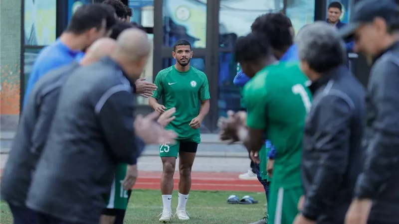 بدون راحة .. البنك الأهلي يستأنف تدريباته استعدادًا لمواجهة المقاولون العرب
