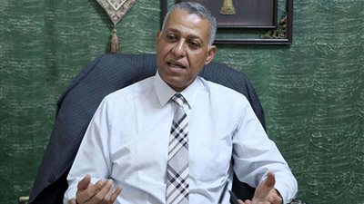 أستاذ أمراض صدرية: فيروس كورونا لم يغادر.. لكن لا يمكن التنبؤ بخطورته الآن