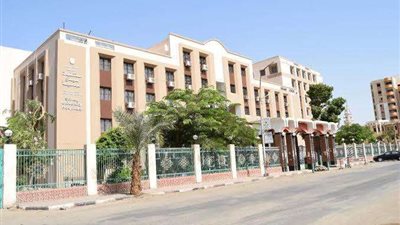 تخفيفا على المواطنين...مد العمل بالعيادات الخارجية بمستشفى سوهاج الجامعي القديم حتى الثانية عصرا
