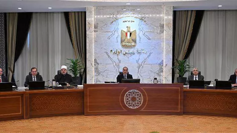 مدبولي يبحث عدة ملفات هامة خلال الاجتماع الأسبوعي بمقر العاصمة الإدارية
