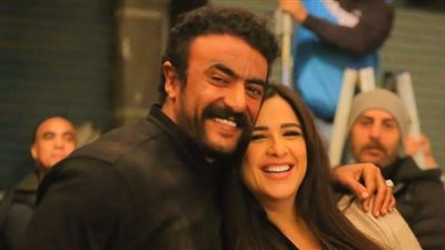 لماذا غابت ياسمين عبد العزيز عن عرض فيلم 
