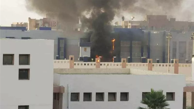 انتداب المعمل الجنائي لفحص حريق داخل شقة سكنية بالطالبية