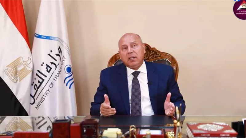 وزير النقل: الوزارة مديونة بقيمة 6 مليارات جنيه لوزارة البترول