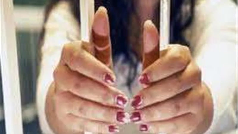 استولت على أموال المواطنين.. الداخلية تضبط مستريحة السيارات في سوهاج